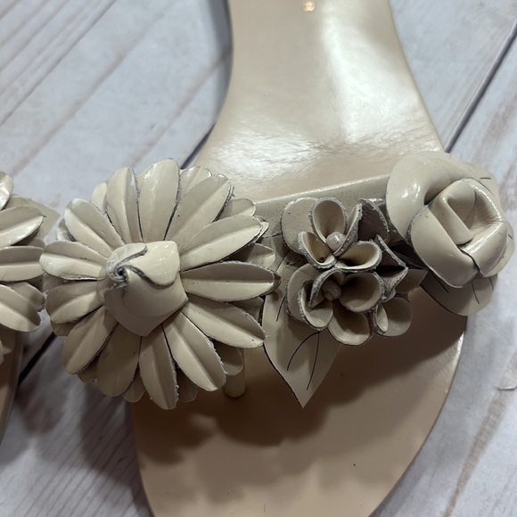 Sophia Webster Tan Floral & Beads Toe Sandals Size 7 - Picture 11 of 12